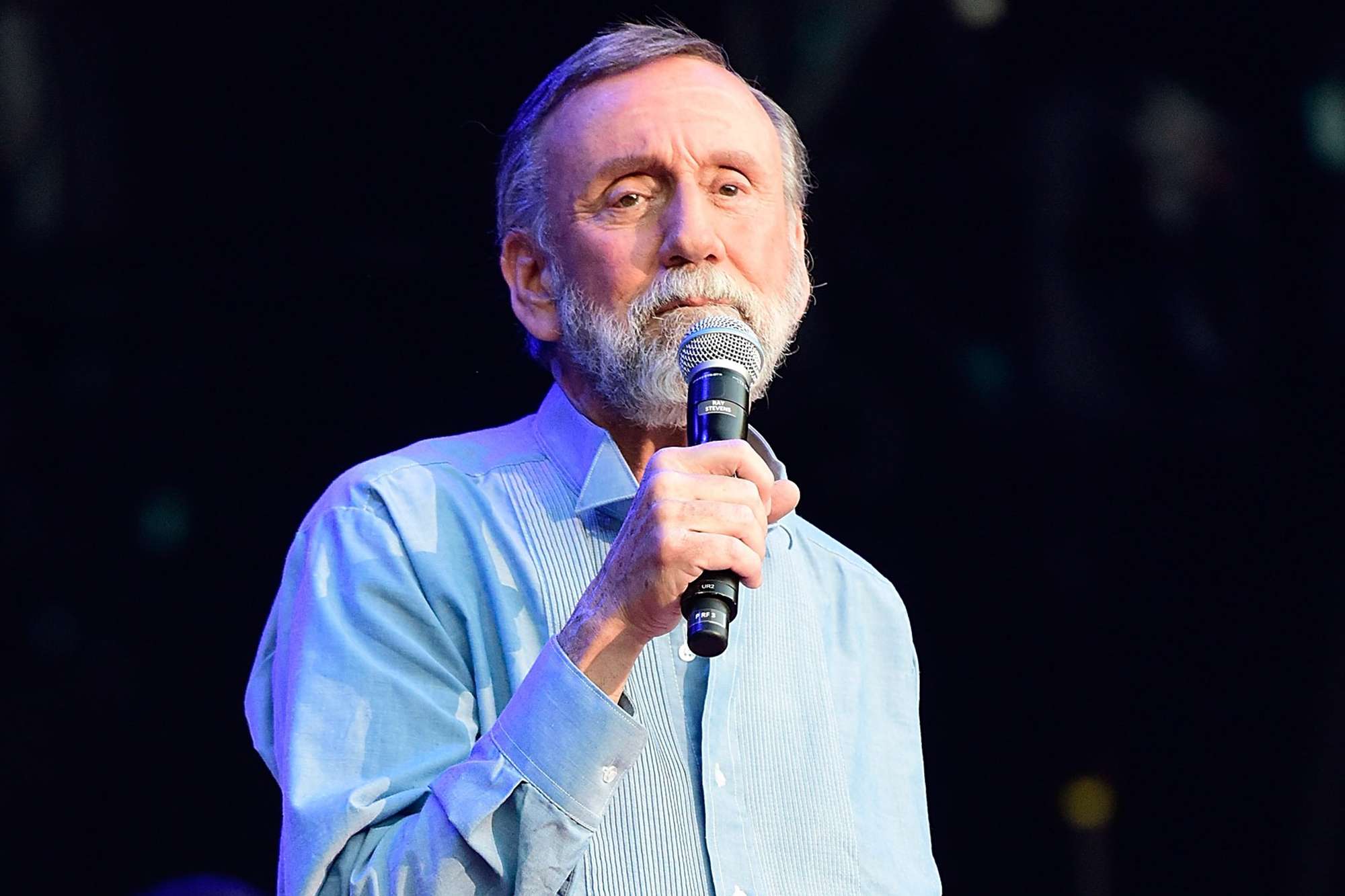 Country singer Ray Stevens remains in 'good spirits' after breaking ...