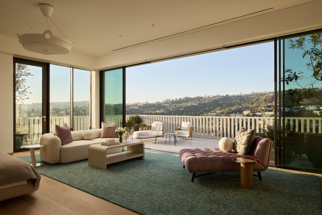 $39.5M penthouse aims to smash a Los Angeles sales record — in a ...