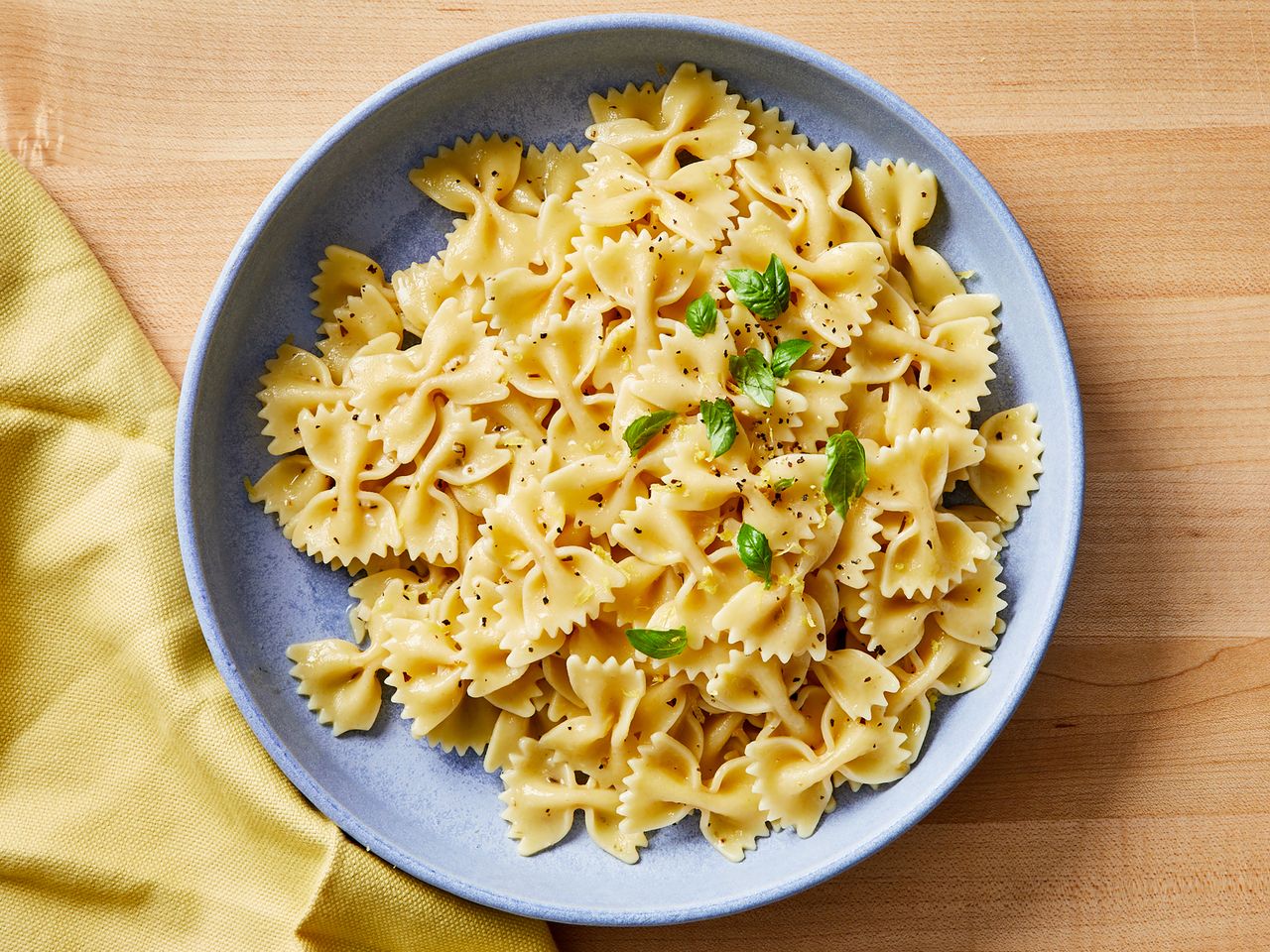 15 Embarrassingly Easy Weeknight Dinner Recipes You Can Make Half ...
