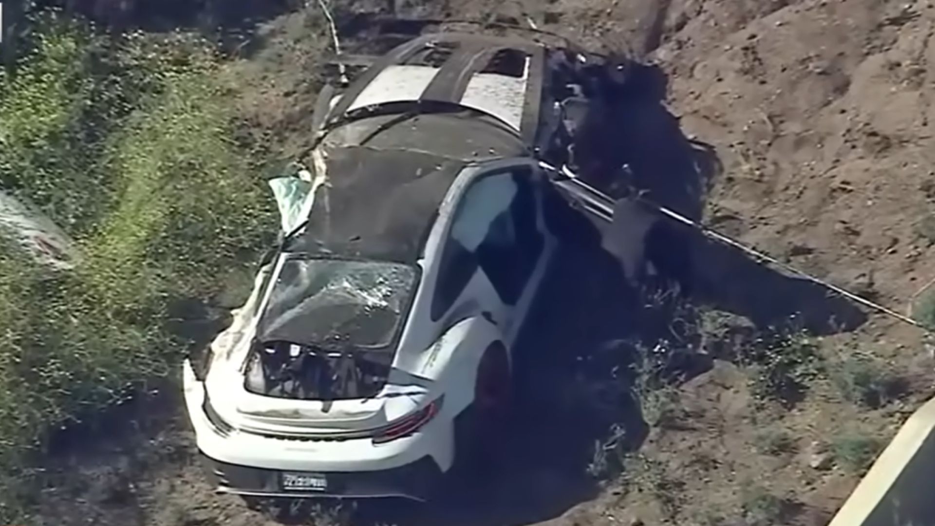 Rare Supercar Crash In LA Proves Porsches Can't Fly - AOL