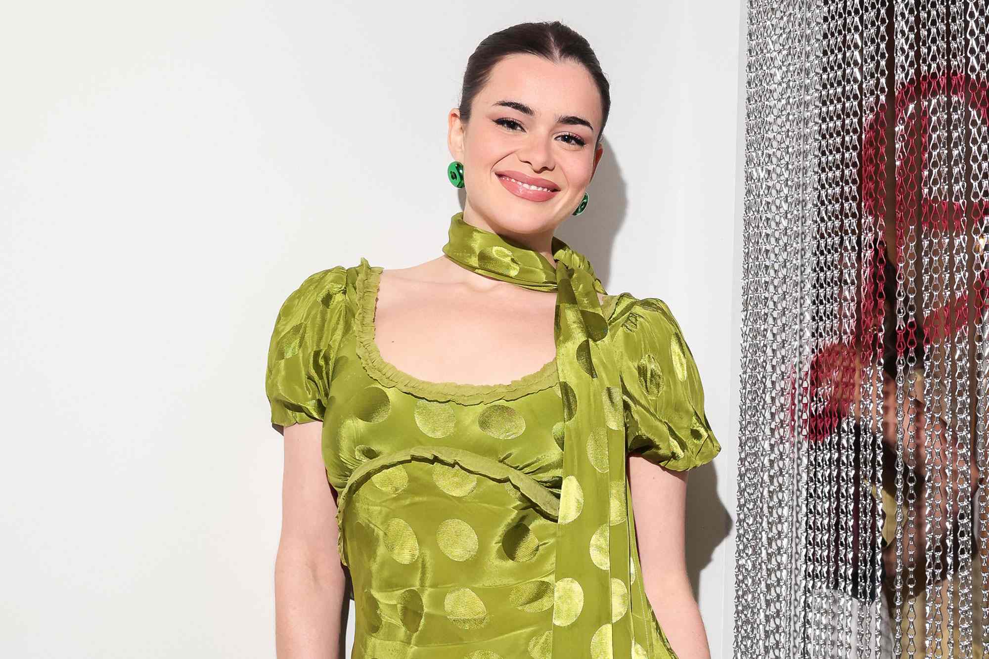 barbie ferreira brown dress Barbie Ferreira reveals slimmed-down figure in tight brown dress after weight-loss as Euphoria fans say she's 'gorgeous'