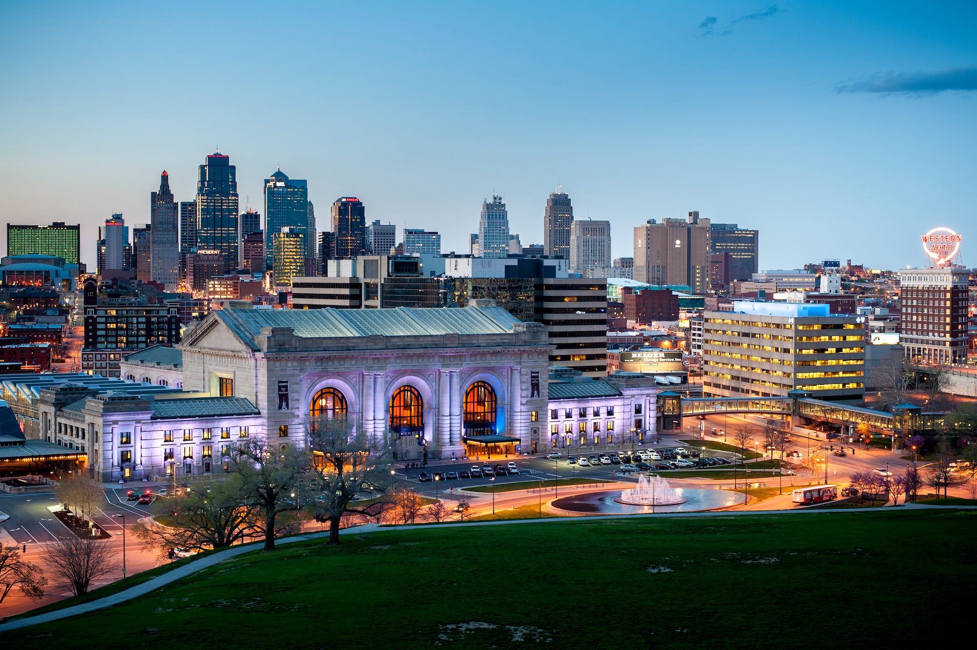 Three Rocks Population The largest city by population in every state - AOL