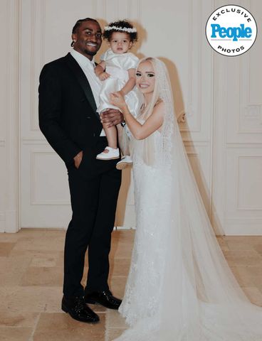 Jaylon and Jaden Jones with their daughter, LondonCredit: Olivia Avers Photography