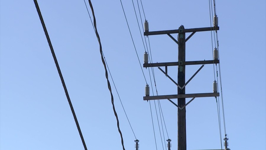 Strong winds knock out power to thousands in West Michigan - AOL