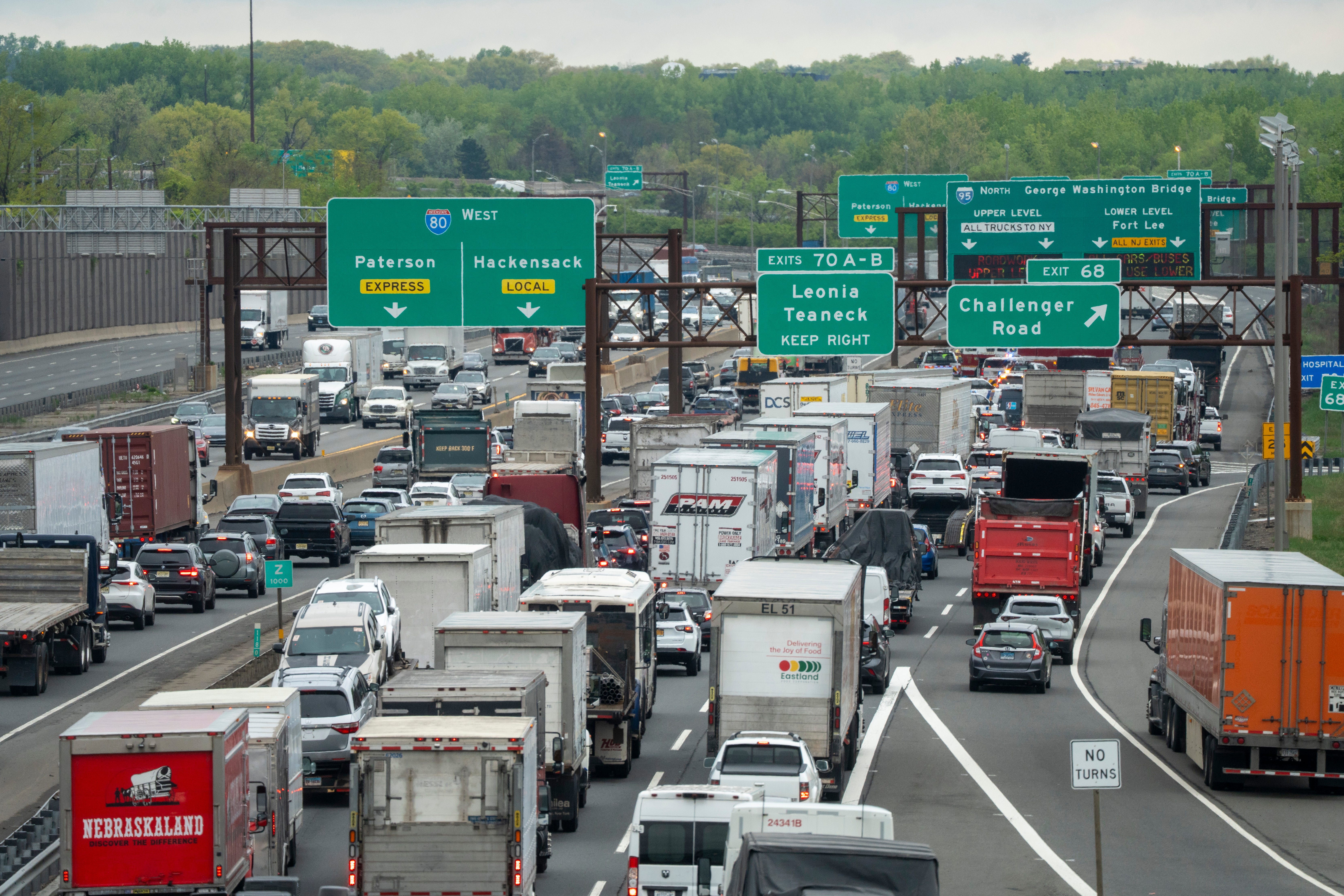 Police identify woman killed in NJ Turnpike crash in Bergen County - AOL