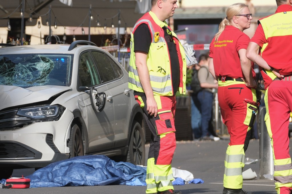 2 dead in Germany after driver plows car into a crowd of people in ...