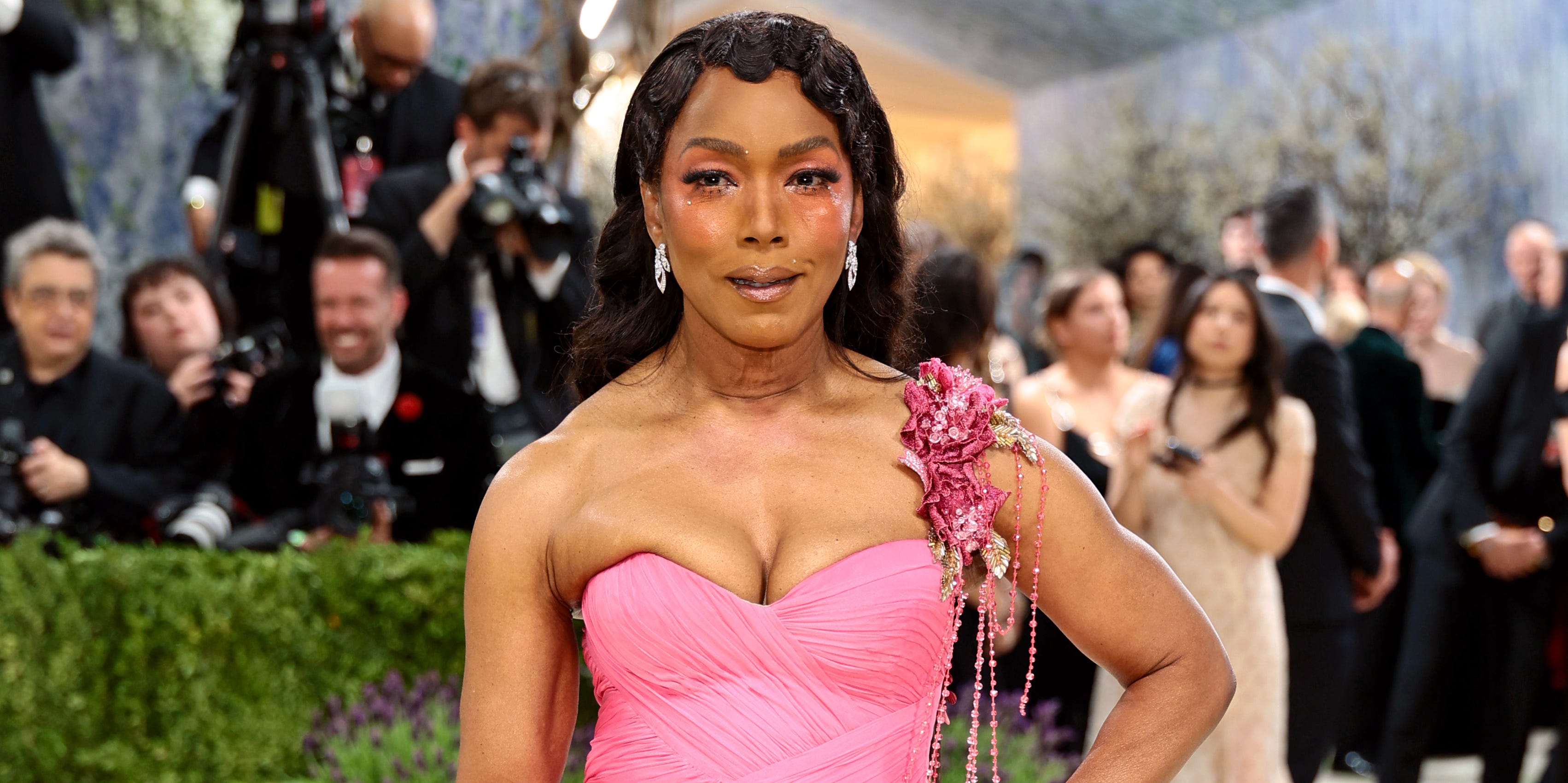 angela bassett pink dress Angela Bassett's Prabal Gurung Dress at the Met Gala Was Inspired by Laura  Wheeler Waring's “Girl In a Pink Dress”