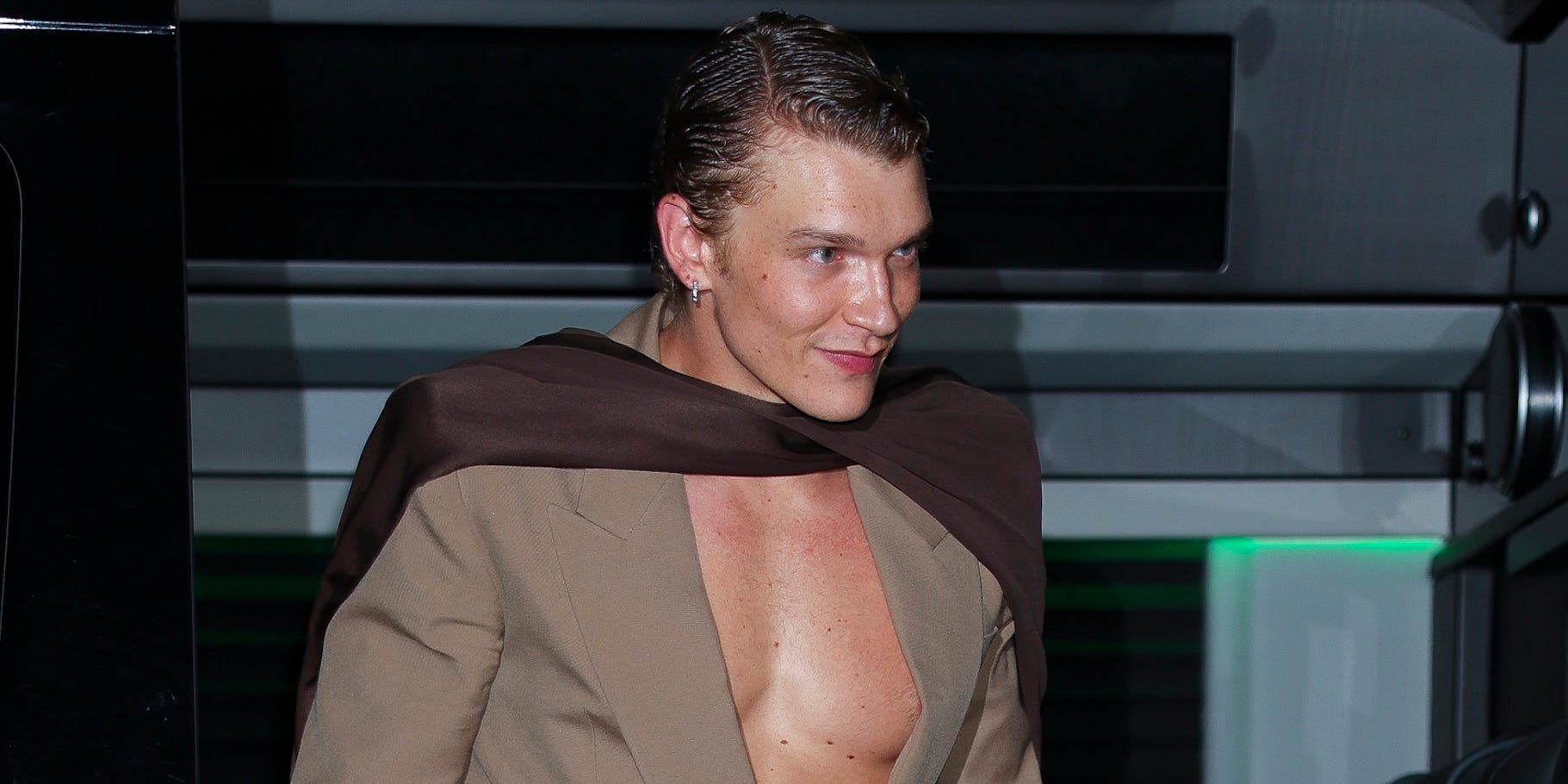 Connor Storrie Mixes the Masculine and the Feminine So Damn Well - AOL