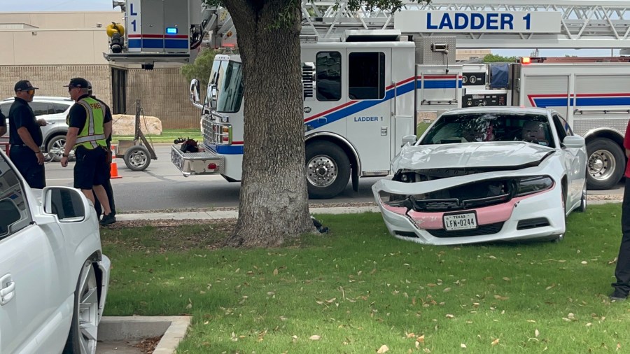 Three-vehicle crash in San Angelo sends two to hospital - AOL