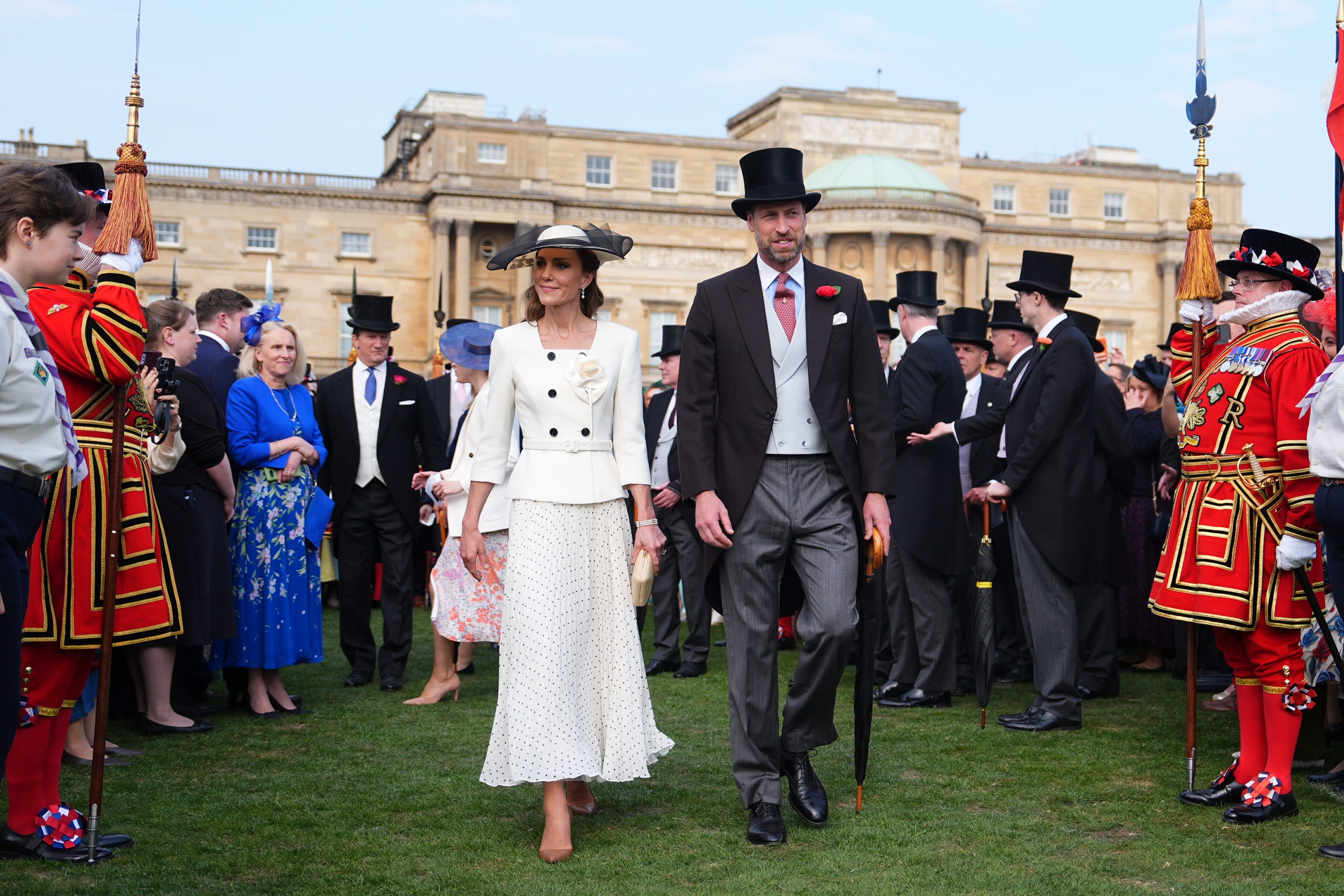 kate middleton garden party dress Kate Middleton in Coral Pink for Buckingham Palace Garden Party 2022