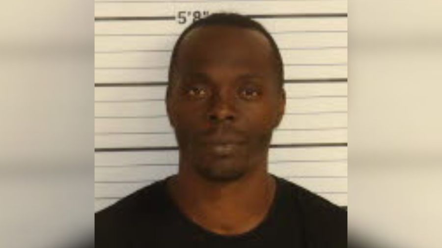 Man charged with murder after woman shot in South Memphis dies - AOL
