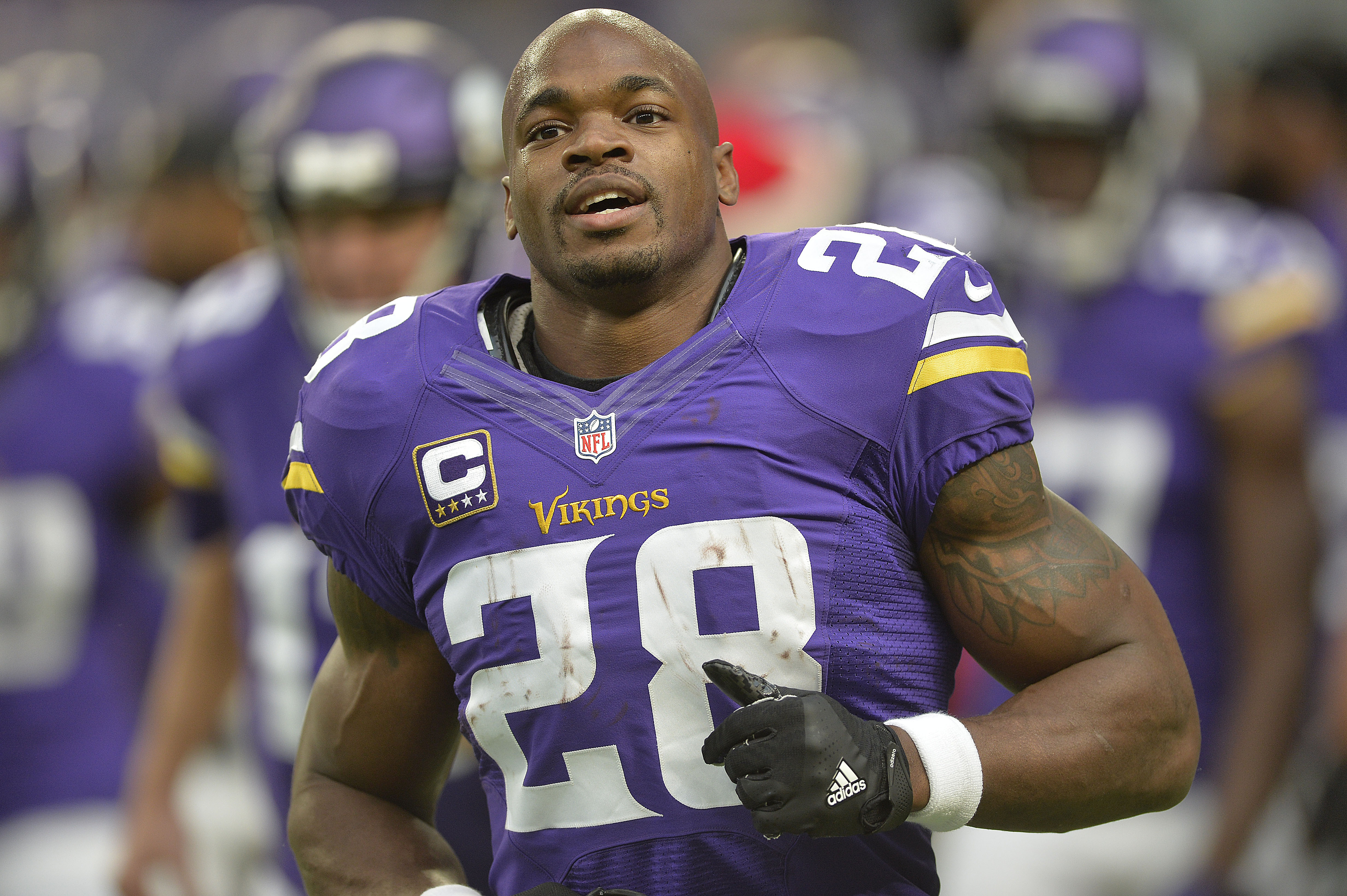 Vikings Rig Vikings announce Adrian Peterson will be inducted into Ring of Honor in ...