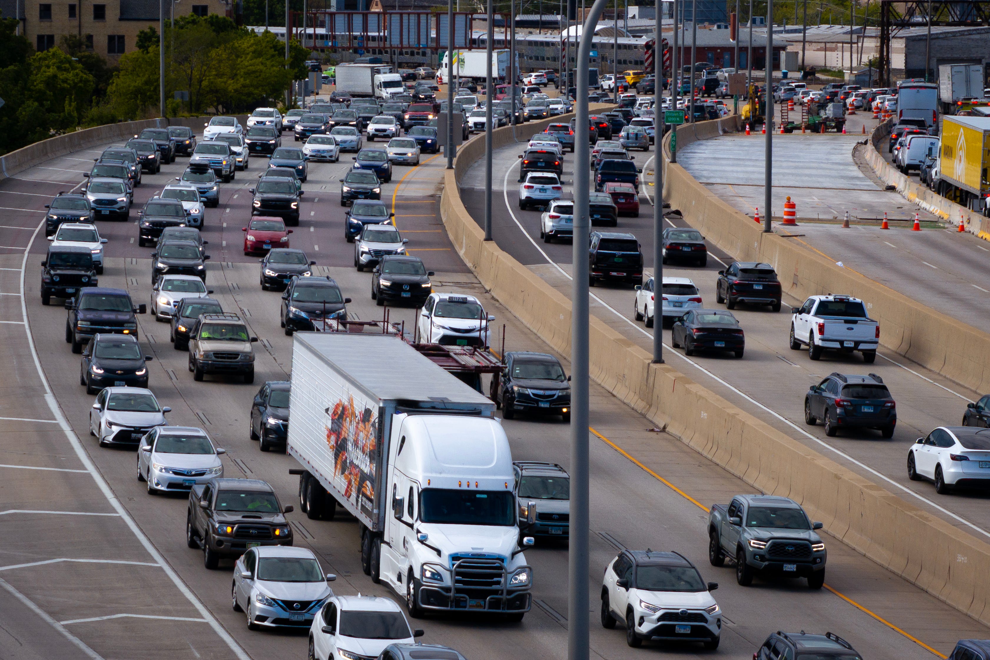 Beat the Traffic - Smart Driving Tips for Holiday Weekends