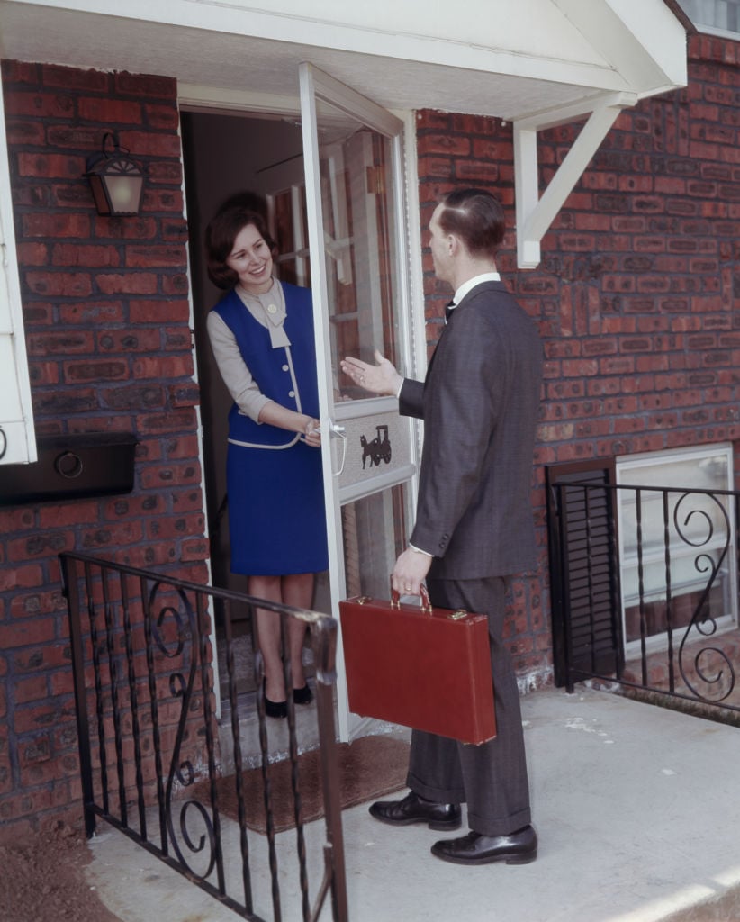 The Vanishing Middle-Class Job: Then and Now - AOL