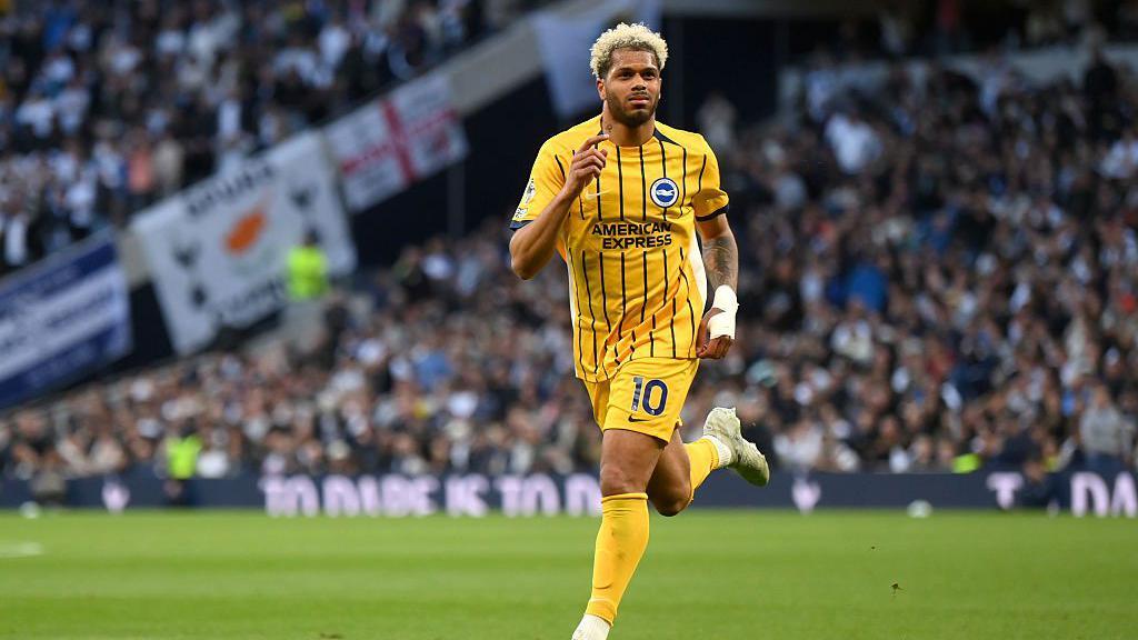 Sjebcali Rutter Rutter on 'tough' return to former club Leeds - AOL