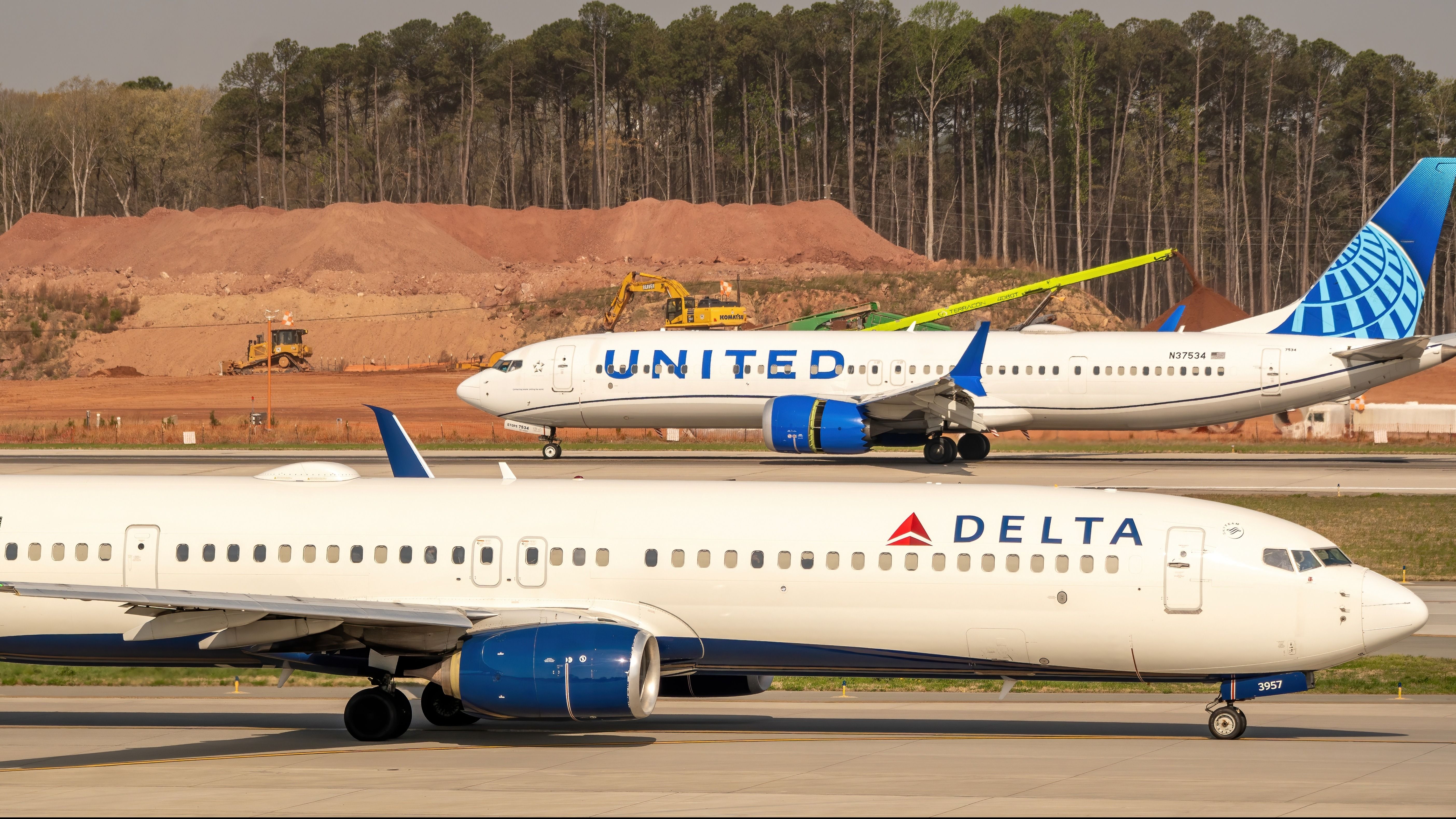 Delta And United Airlines' Major U.S. Routes Named Worst For Flight ...