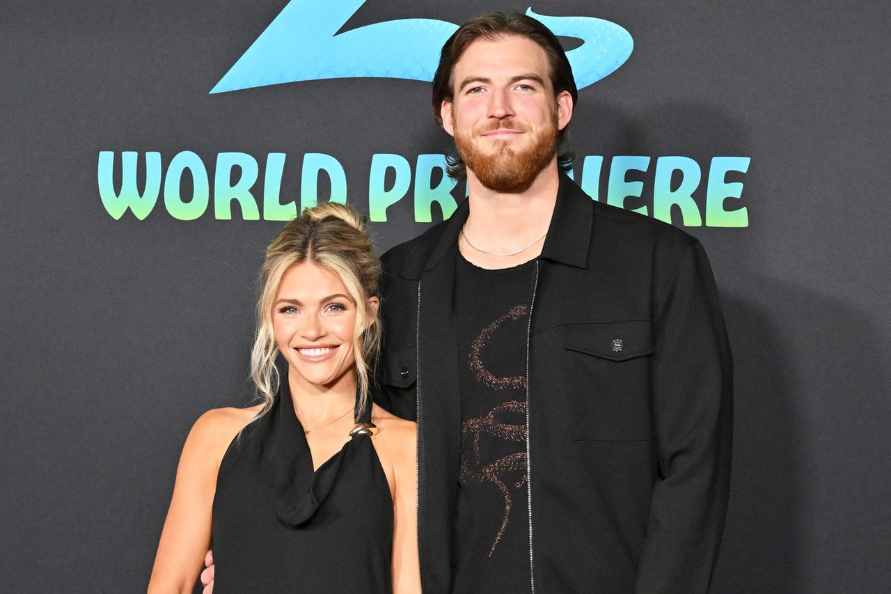 Carson Read Witney Carson Reveals Her Dream “DWTS” Partner Is This Movie Star with ...