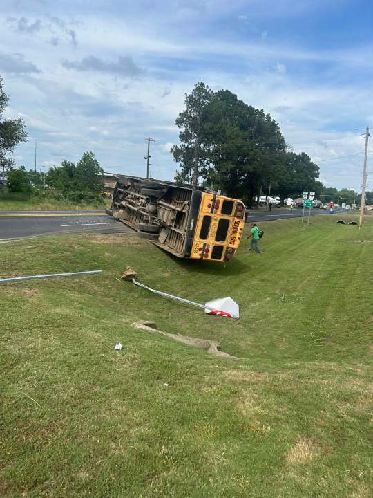 None injured after school bus rollover crash in Dardanelle - AOL