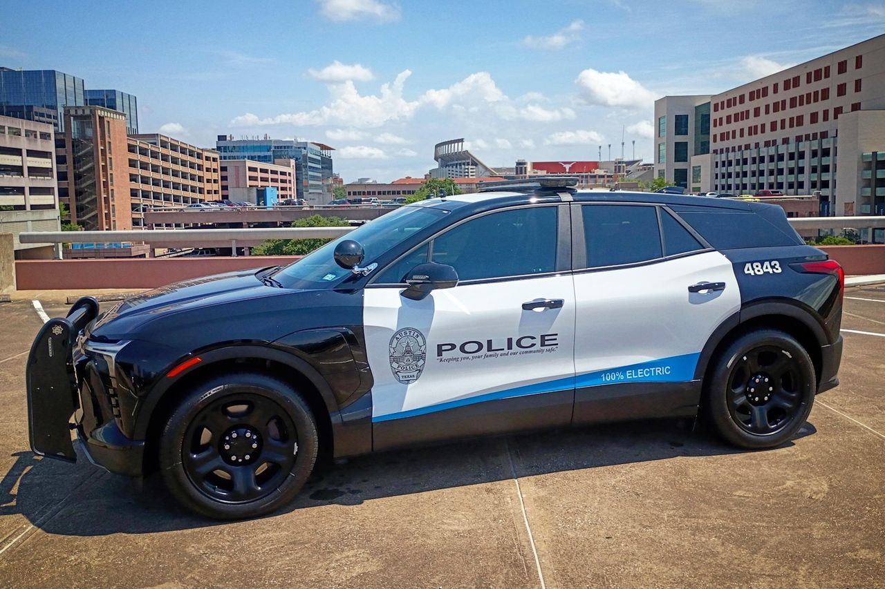 Austin Police Arrest 2 Teens in Connection with 10 Shootings Across ...