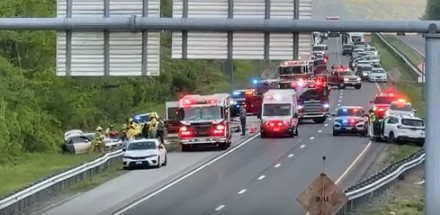 Person extricated from vehicle after crash on I-395 in Norwich - AOL