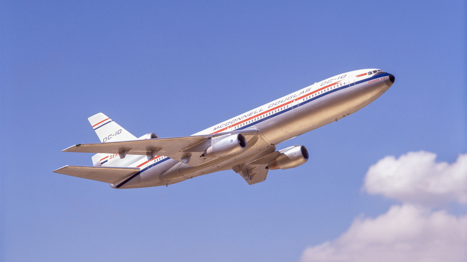 Flying Ataol 5 Of The Biggest Ways Flying Has Changed Since The 1970s - AOL