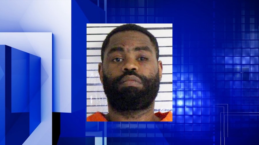 UPDATE: Man arrested after heavy police response to Davenport incident ...