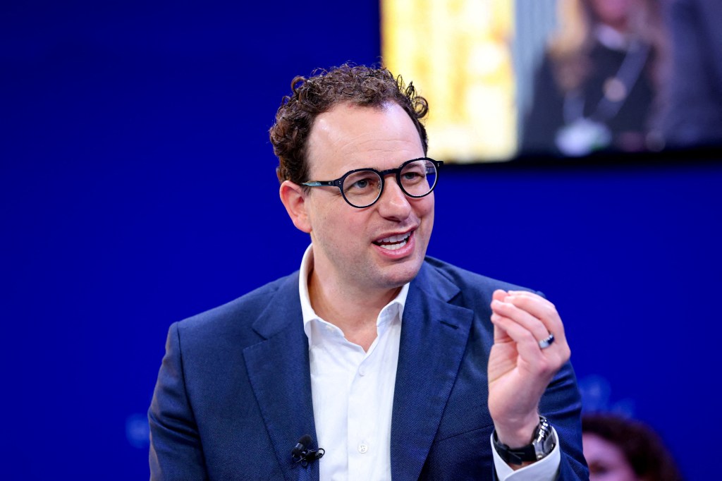 Anthropic hires OpenAI co-founder Andrej Karpathy as its momentum ...