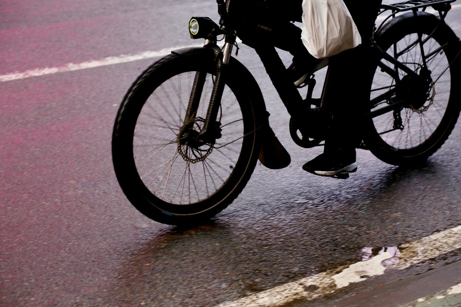 E-bike rider injured in crash on North Elm Street in Westfield - AOL