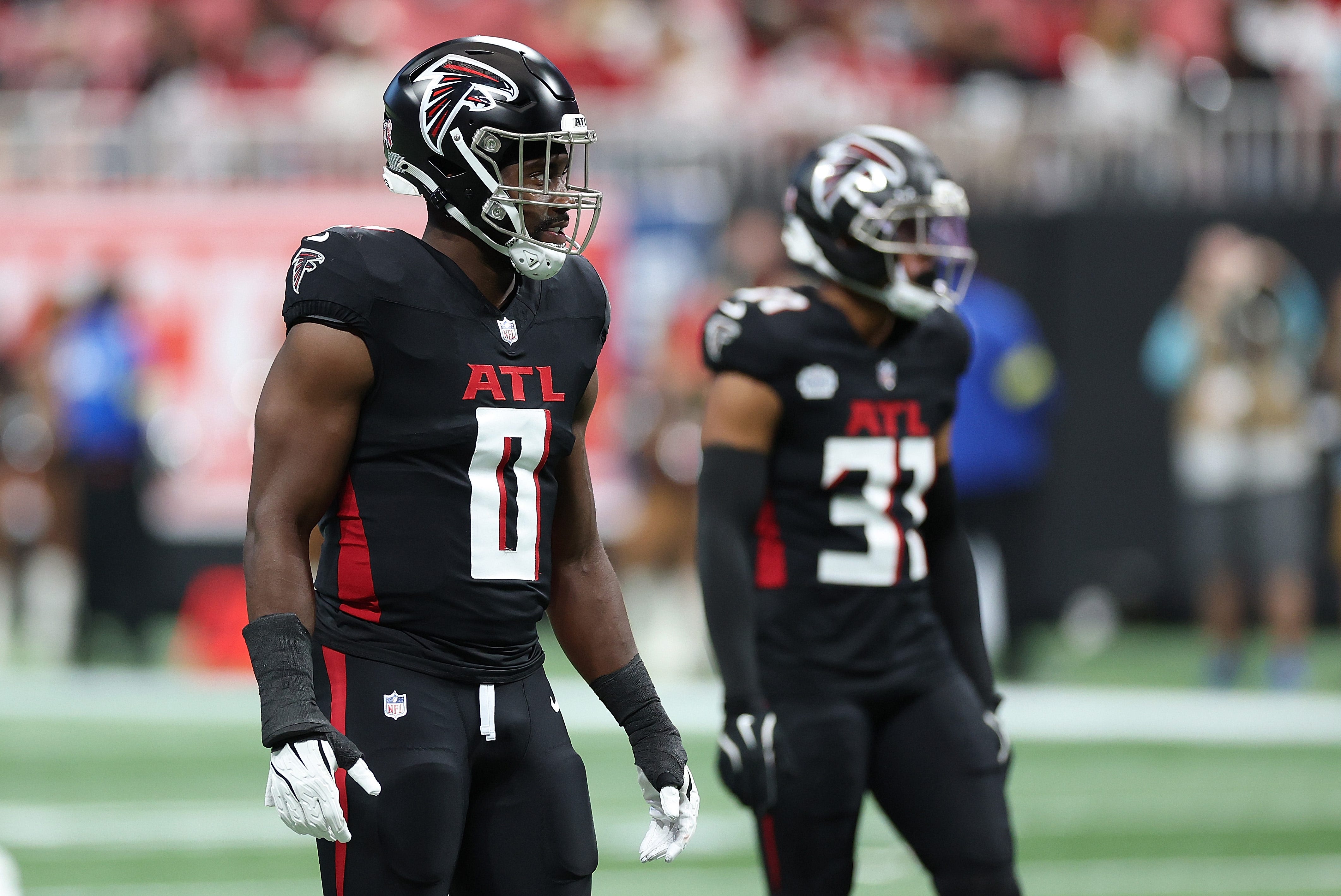 Falcons projected starting defense with PFF player grades - AOL