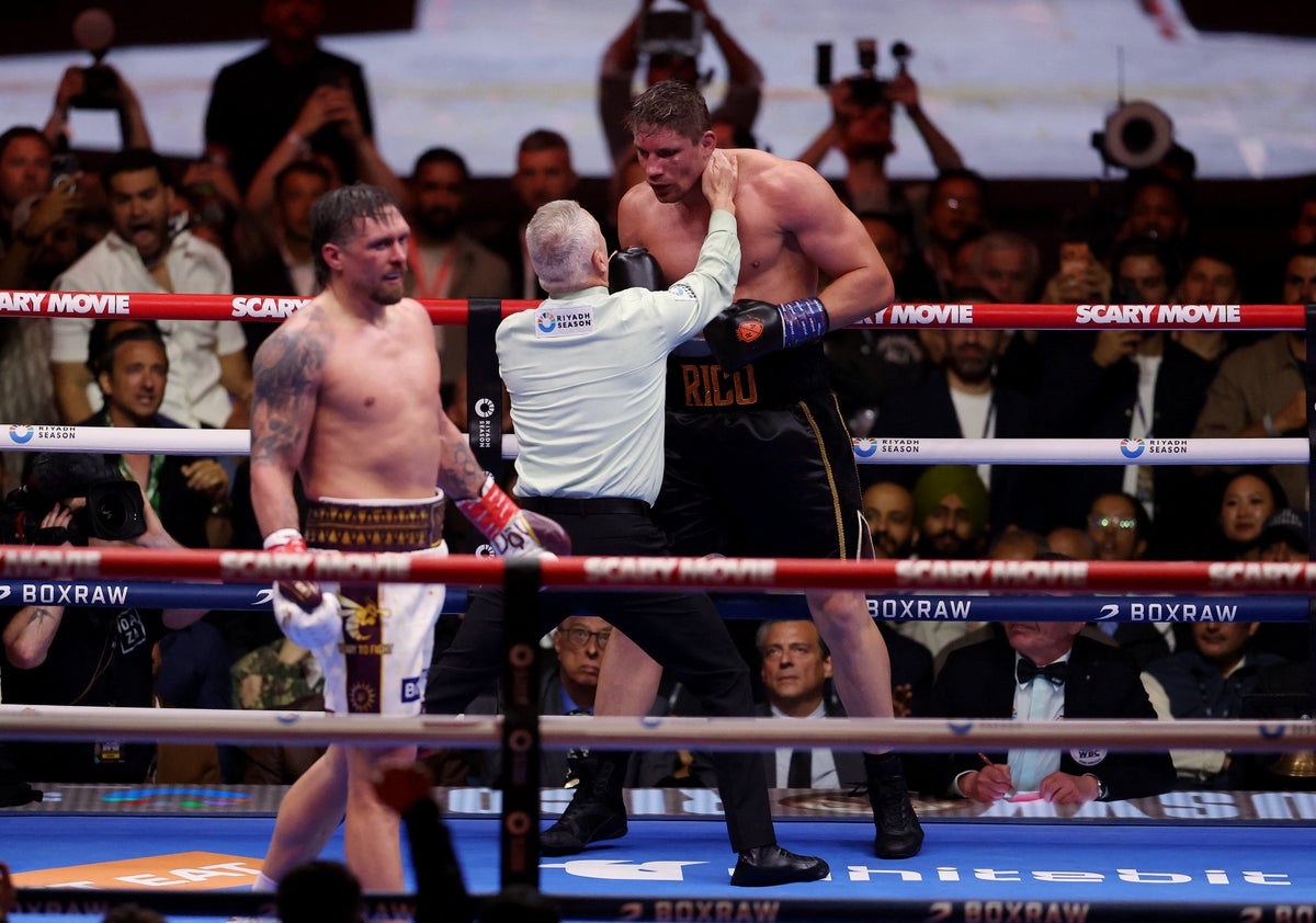 Oleksandr Usyk scores controversial, late KO to deny Rico Verhoeven all