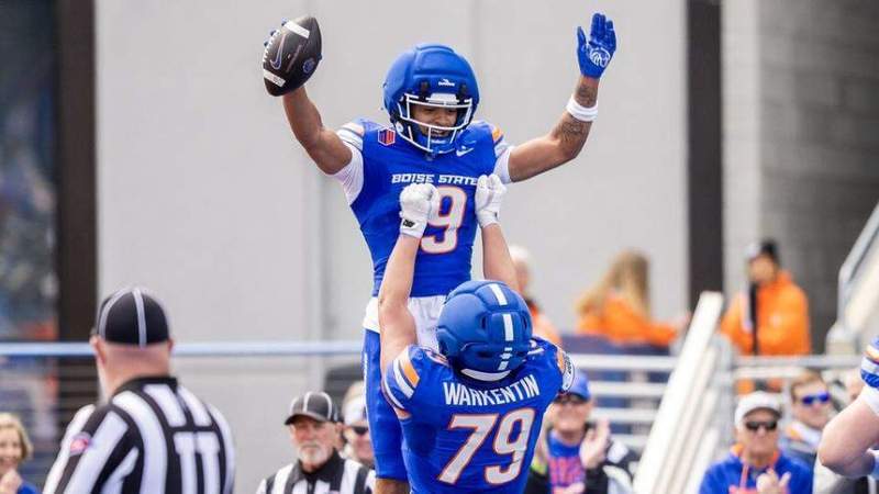 Free up your Saturdays. Boise State football has bulk of kickoff, TV ...