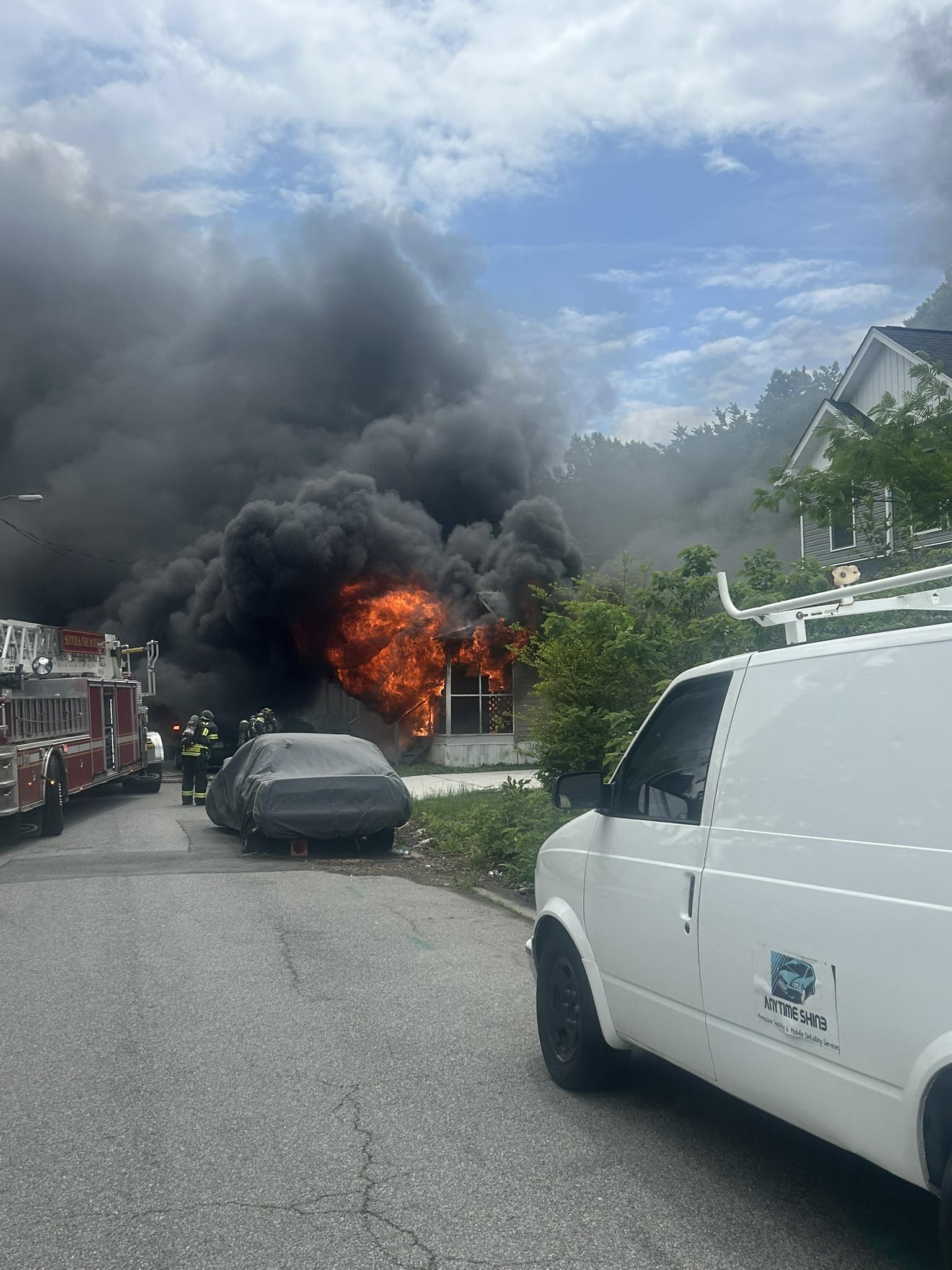 PHOTOS: Two displaced after house fire on Osceola Avenue in Suffolk - AOL