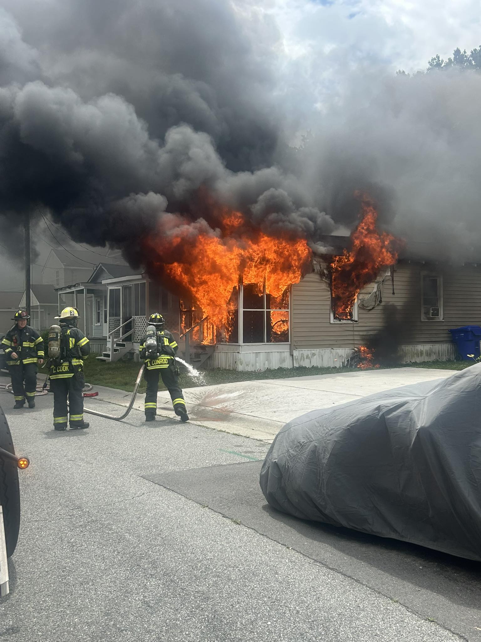 PHOTOS: Two displaced after house fire on Osceola Avenue in Suffolk - AOL