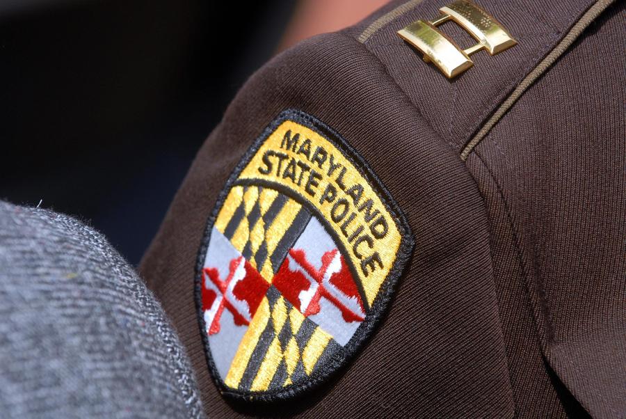 23-year-old man dies after car crashes into tree in Bowie - AOL