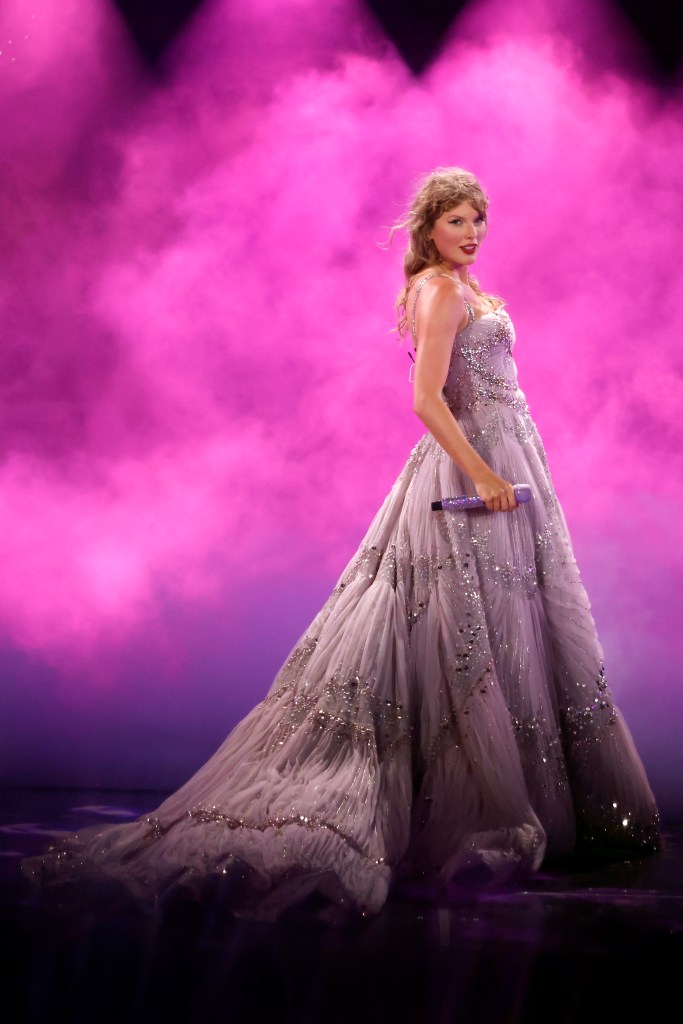 Here's what Taylor Swift's wedding dress will look like, according