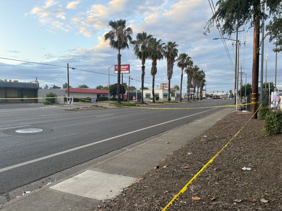 Deadly crash closes Stockton Boulevard in Sacramento - AOL