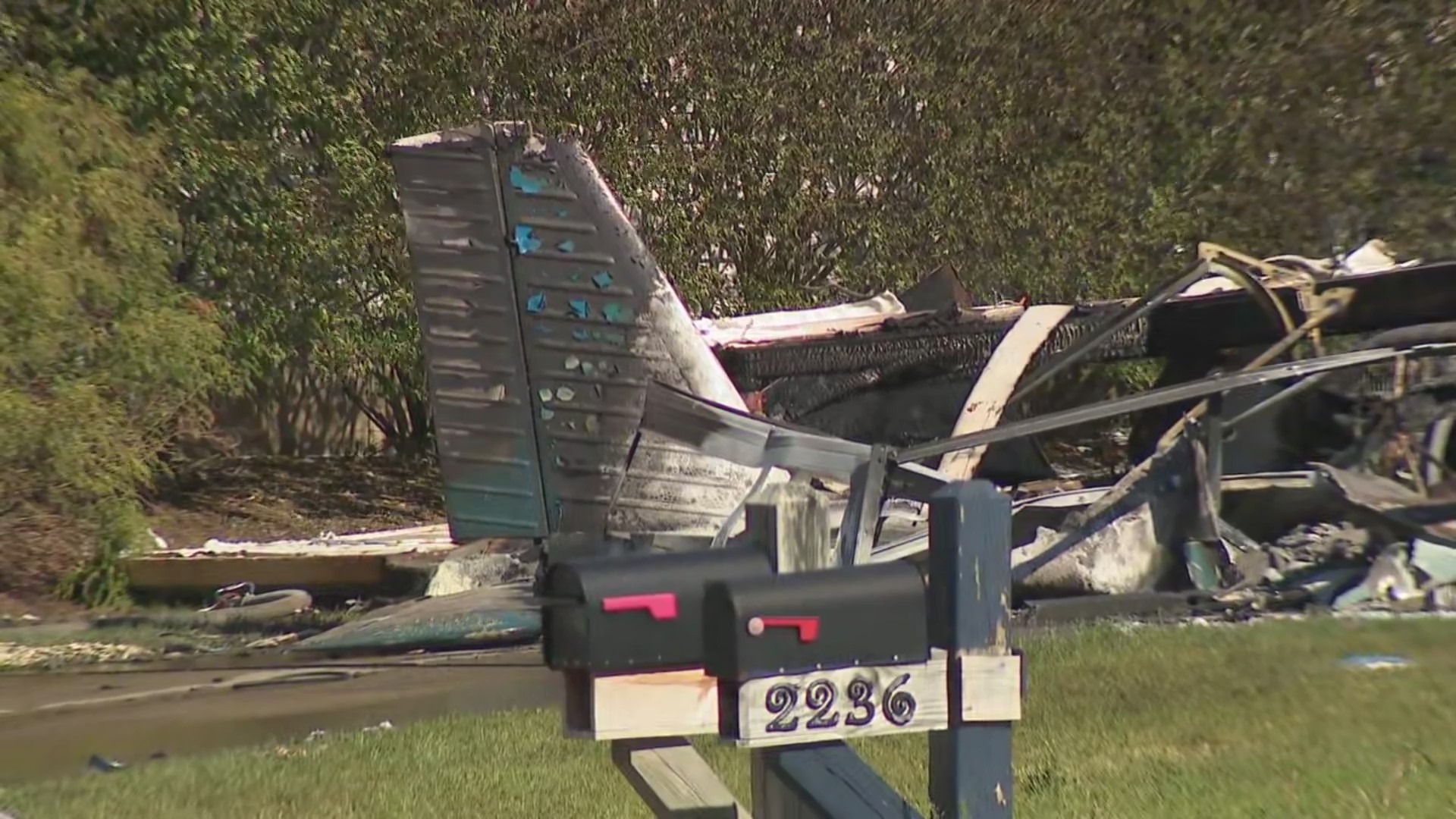 NTSB releases preliminary report on deadly Akron plane crash - AOL