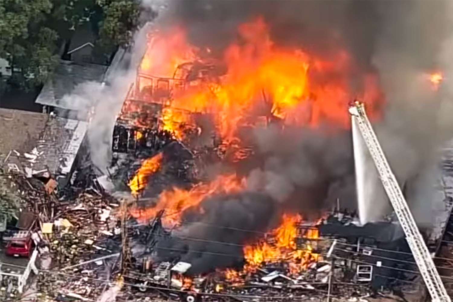 3 Dead, Including 1 Child, After Gas Explosion at Dallas Apartment ...