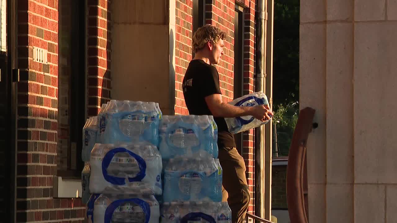 Dallas Apartment Explosion: How to help families affected by the fire - AOL