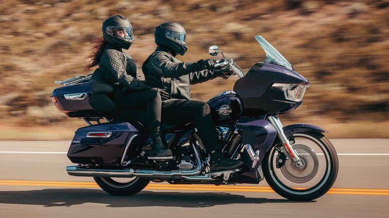 Motorcycle Double File Riding 5 Of The Best Motorcycles For Two-Up Riding - AOL