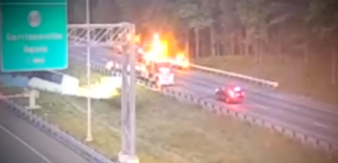Bus Driver Charged with Manslaughter After I-95 Crash Kills 5 - AOL