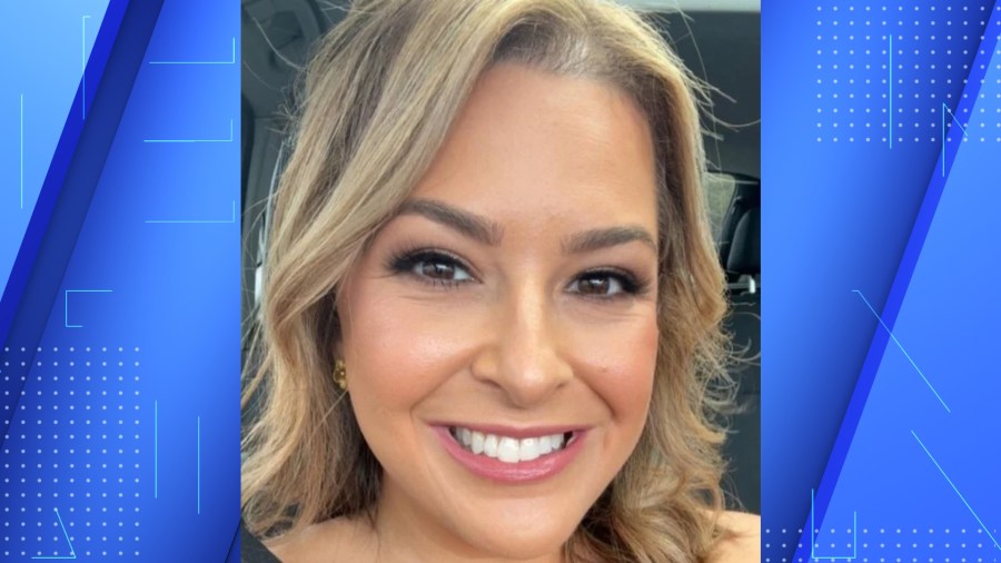 Woman accused of faking cancer to finance Australian vacations - AOL