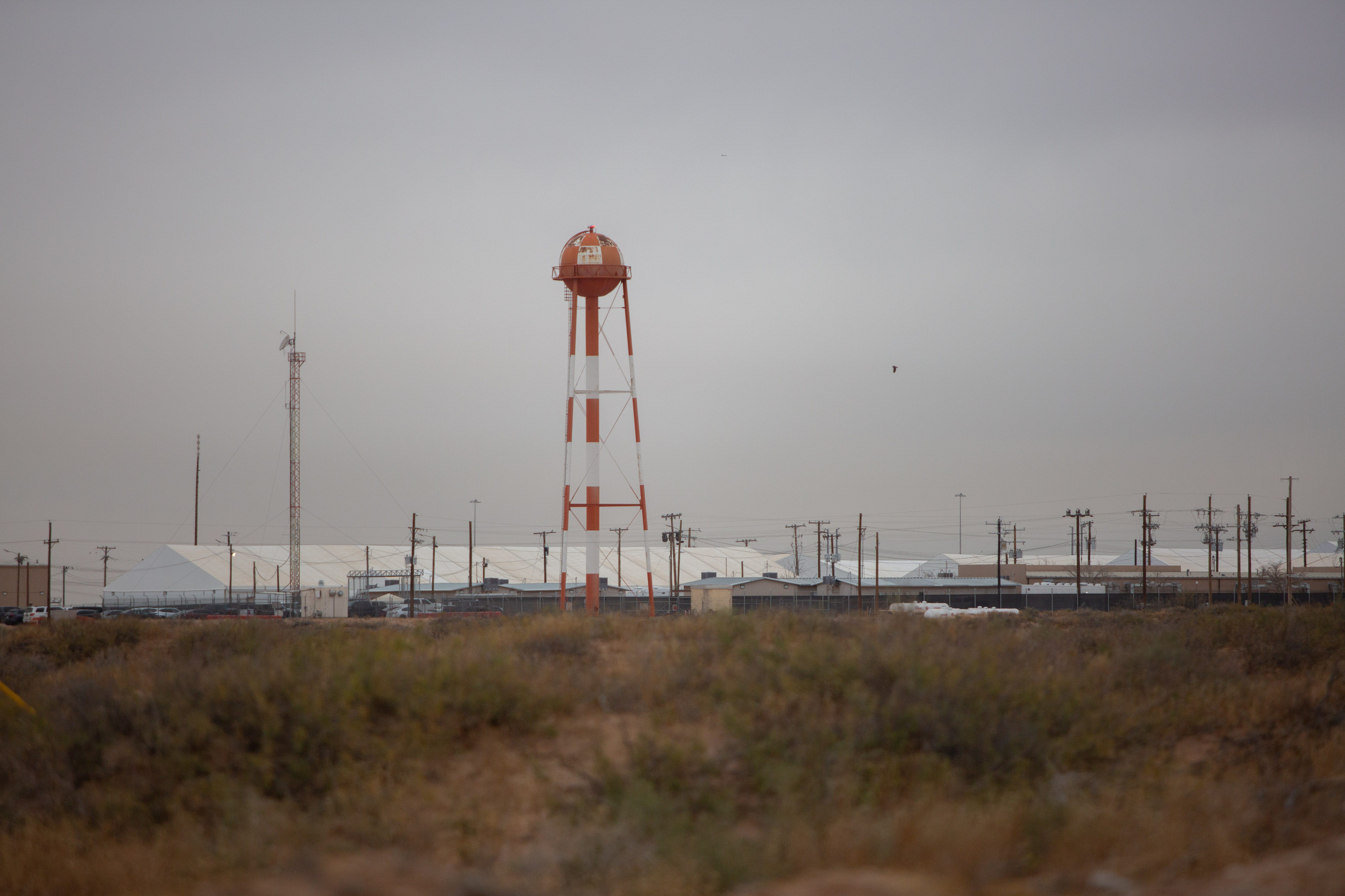 Texas ICE detainees in El Paso sue over 'flagrant human rights abuses ...