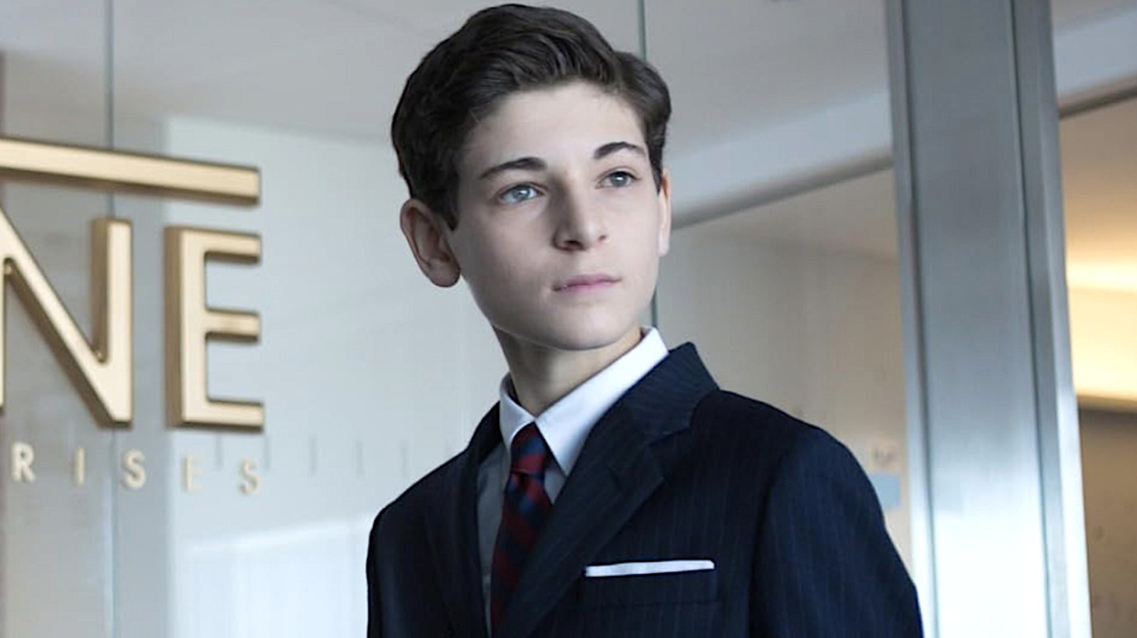 What Happened To Gotham's Bruce Wayne Actor, David Mazouz, After The ...