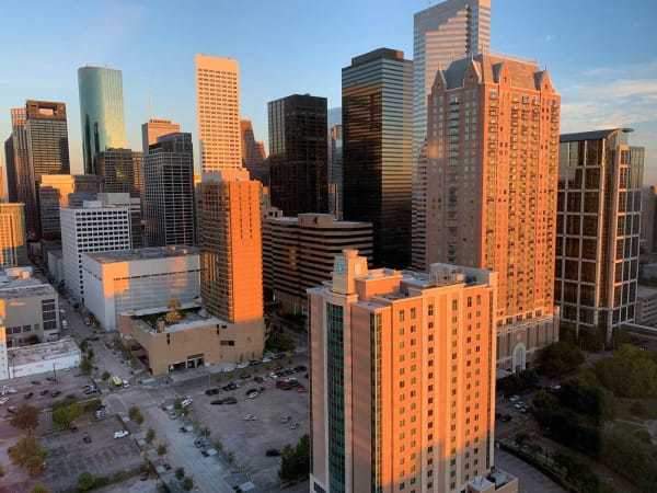 Here's how much Houston rent prices have dropped since last year - AOL