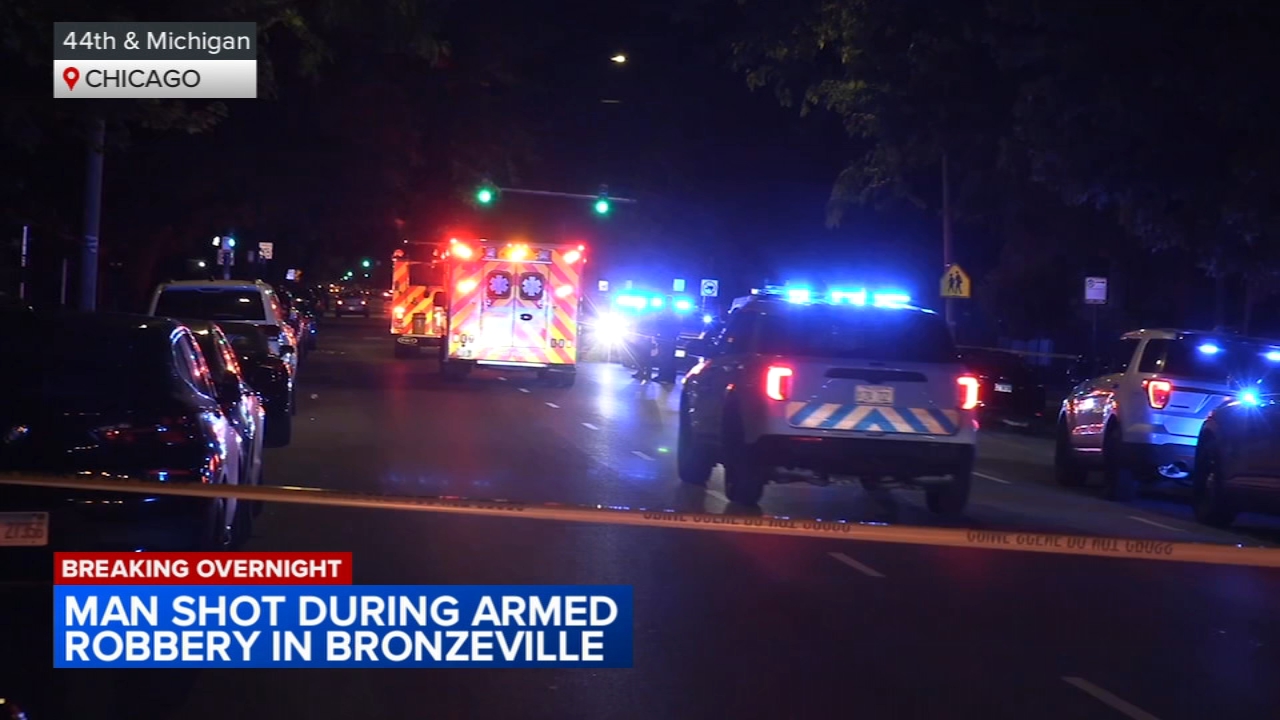 Man shot, seriously wounded in Bronzeville robbery, Chicago police say ...
