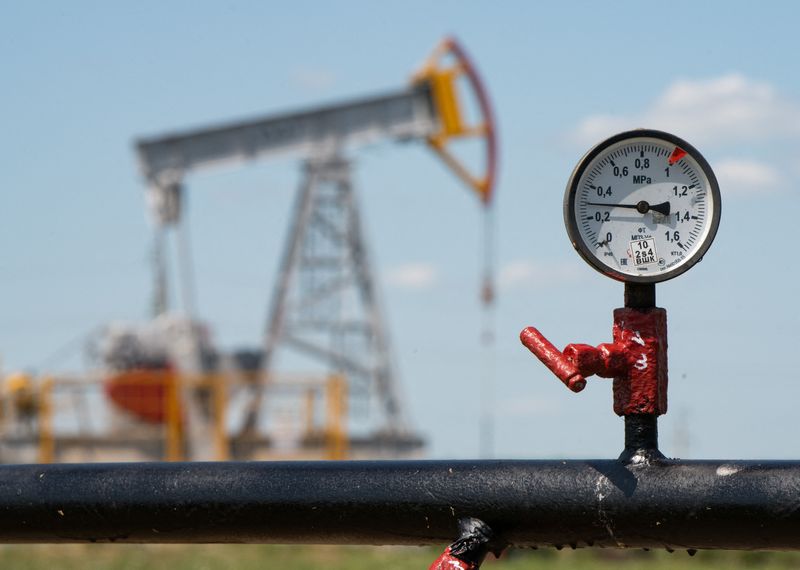 Oil prices fall on mounting hopes for de-escalation in US-Iran War - AOL