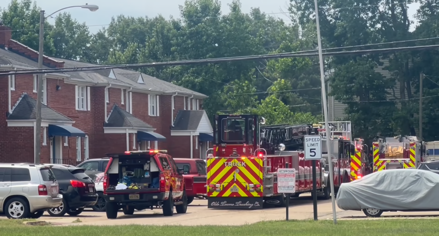 One person displaced after fire in Portsmouth apartment complex - AOL