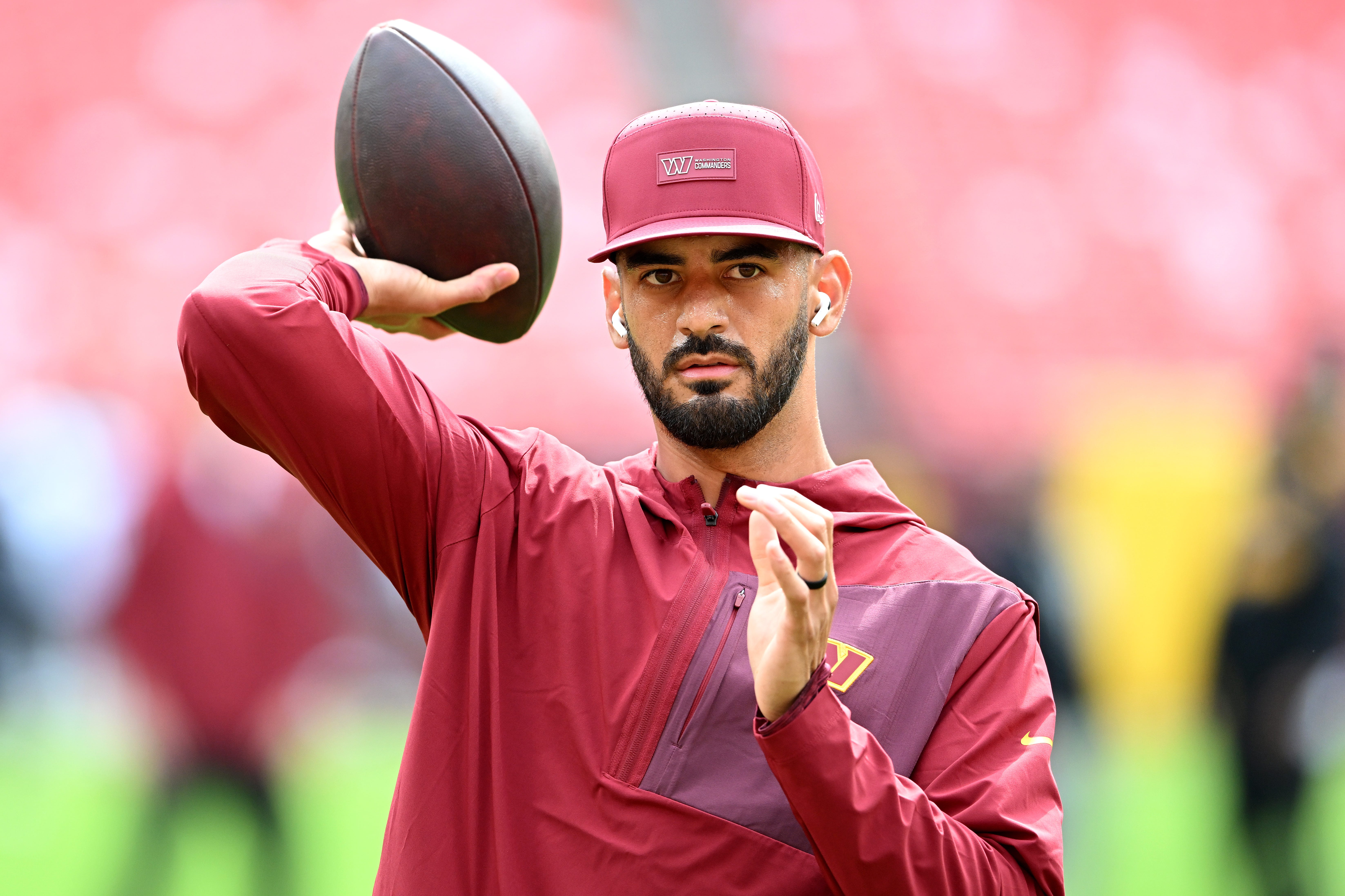 Commanders' Marcus Mariota disrespected in new backup QB rankings - AOL