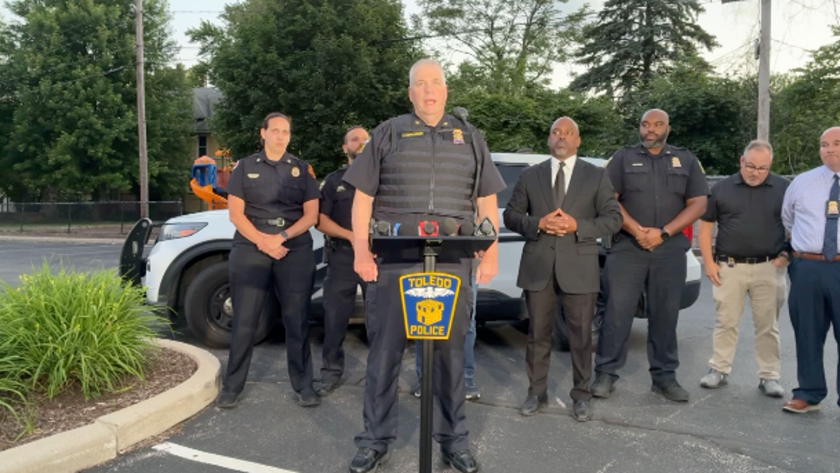 Shooting near Ohio festival injures 12 people as police hunt suspects - AOL